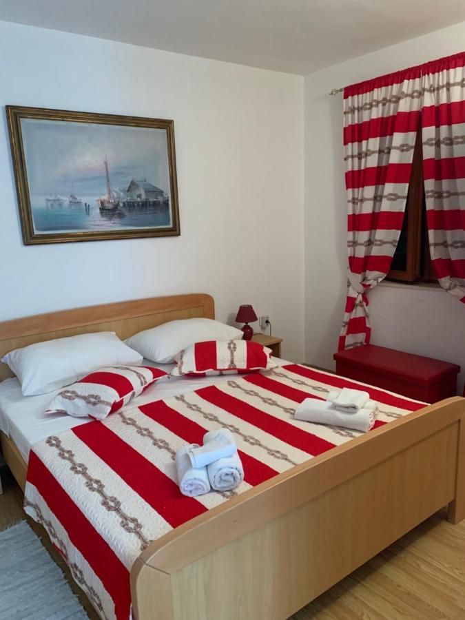 Holiday Apartments Lucic - Feels Like Home, Away From Home Ražanj 外观 照片