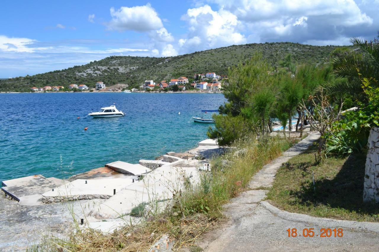 Holiday Apartments Lucic - Feels Like Home, Away From Home Ražanj 外观 照片